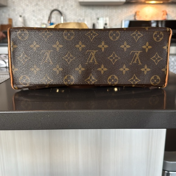Louis Vuitton Manhattan Bag - Picture 10 of 12